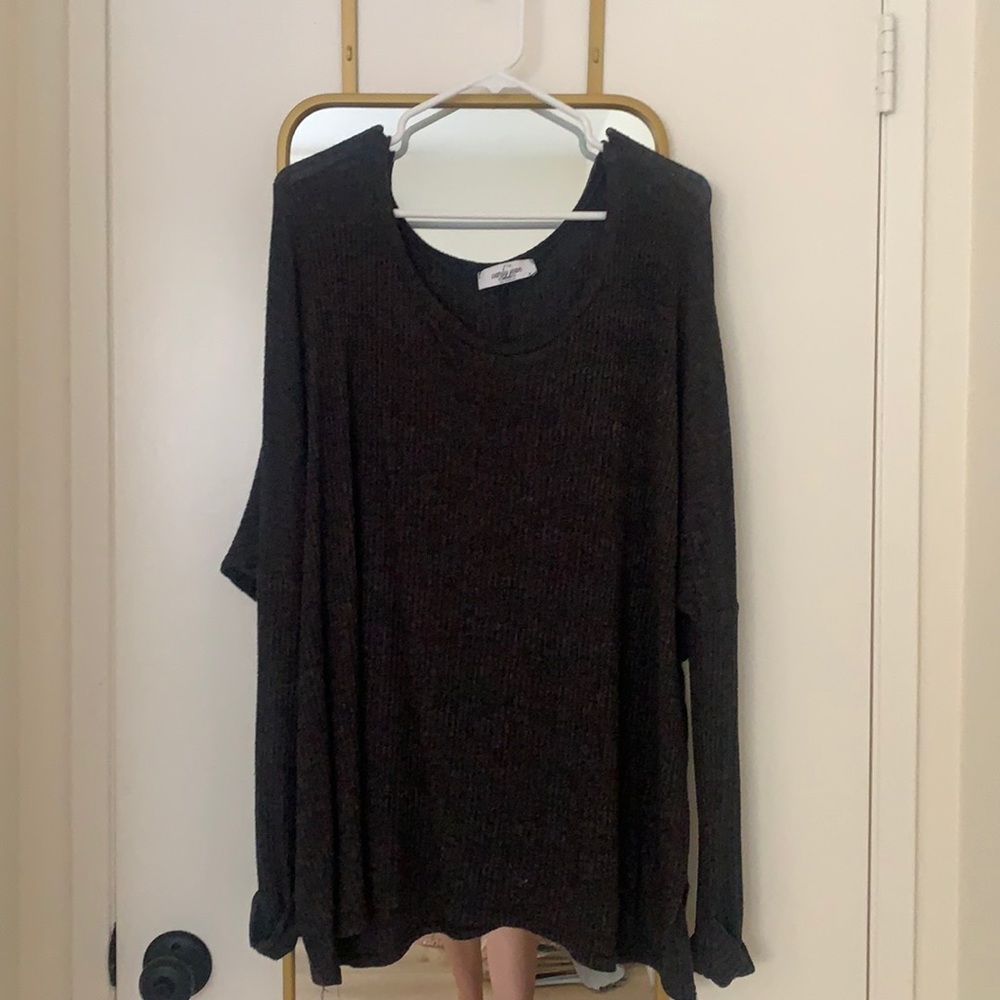 Carly Jean Evelyn top